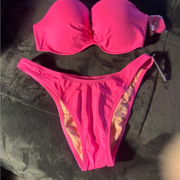 Hot Pink Bikini Set with Molded Cups and High Cut Bottom - Picture 1 of 3